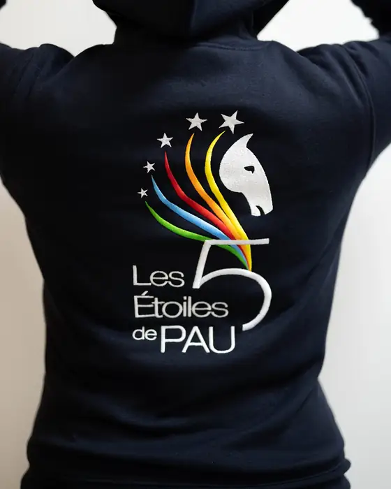 Sudadera con capucha con logotipo Les Étoiles de Pau bordado en la espalda